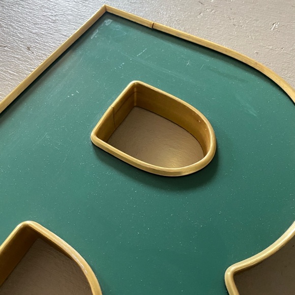 Vintage “R” Sign Letter - Picture 3 of 3